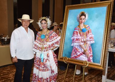 Entrega del cuadro IVAN DELGADO a la GANADORA 2017